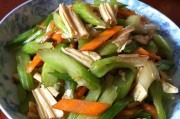 芹菜炒腐竹的做法视频(芹菜炒腐竹的做法视频教程)