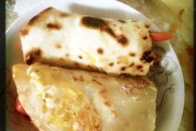 鸡蛋灌饼的做法视频(南京鸡蛋灌饼的做法视频)