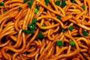热干面怎么做的视频(热干面的做法及配料教程视频)