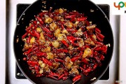 家常辣子鸡的制作方法视频(家常辣子鸡的制作方法视频大全)