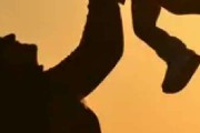 关于母爱的短视频(关于母爱的短视频文案)