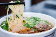 大把拉面做法视频(家常拉面怎么拉视频)