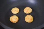 土豆饼的制作方法视频(土豆饼的做法大全家常视频窍门)
