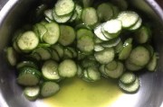 糖醋黄瓜的做法视频(糖醋黄瓜的做法视频教学)
