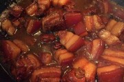 红烧肉的正宗做法视频(红烧肉的最正宗的做法视频)