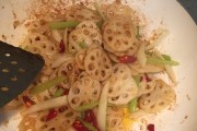 干锅藕片做法视频(干锅藕片做法视频窍门)