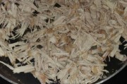 炒肉松的做法视频教程(炒肉松的做法视频教程窍门)