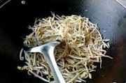 豆芽的制作视频(豆芽的制作视频教程)