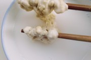 家常洗面筋的做法视频(家庭洗面筋最简单的做法)