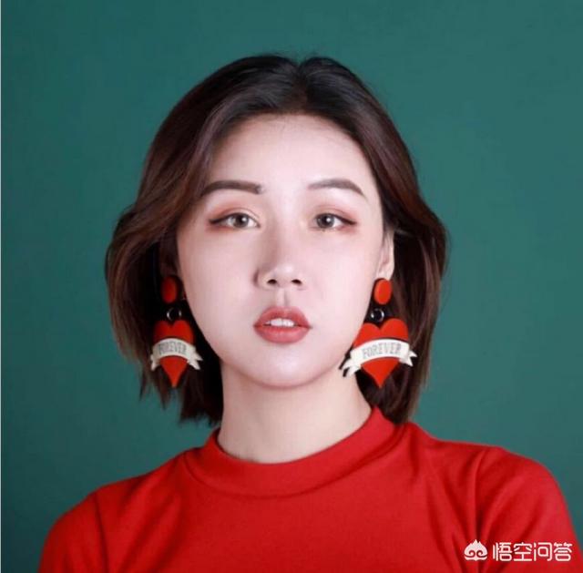 微博上有哪些有名的美妆时尚博主？