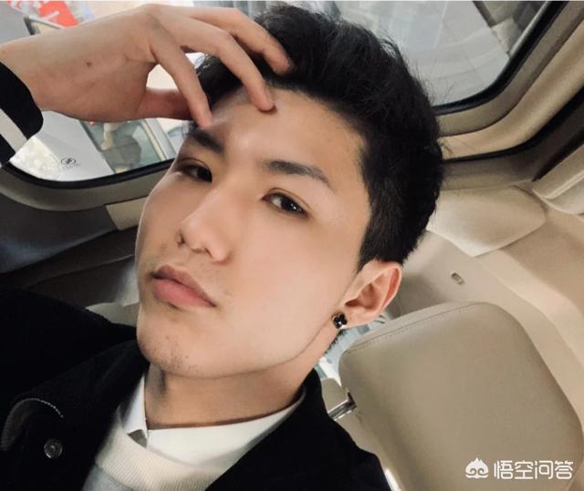 微博上有哪些有名的美妆时尚博主？