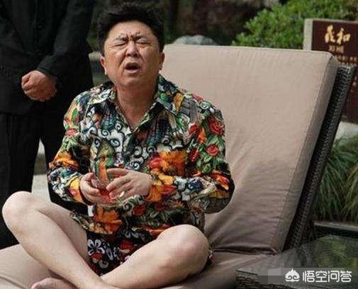 于谦近日因为微博围观敏感话题而被网友热议，大家觉得最近德云社为啥事这么多？