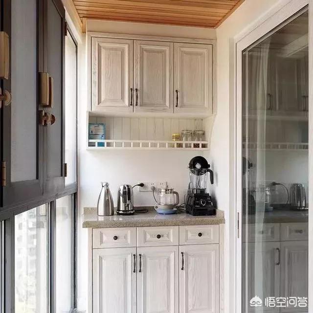 选择全屋定制家具，是选择在网店直接下单还是去实体店购买？