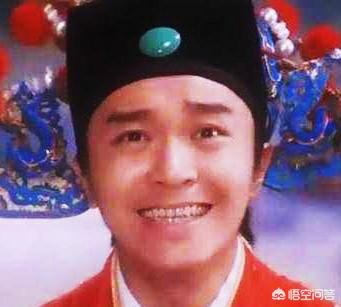 微博上有二三十万粉丝的财经博主有什么收益吗，如果有收益是哪些？如果没有为什么还做？