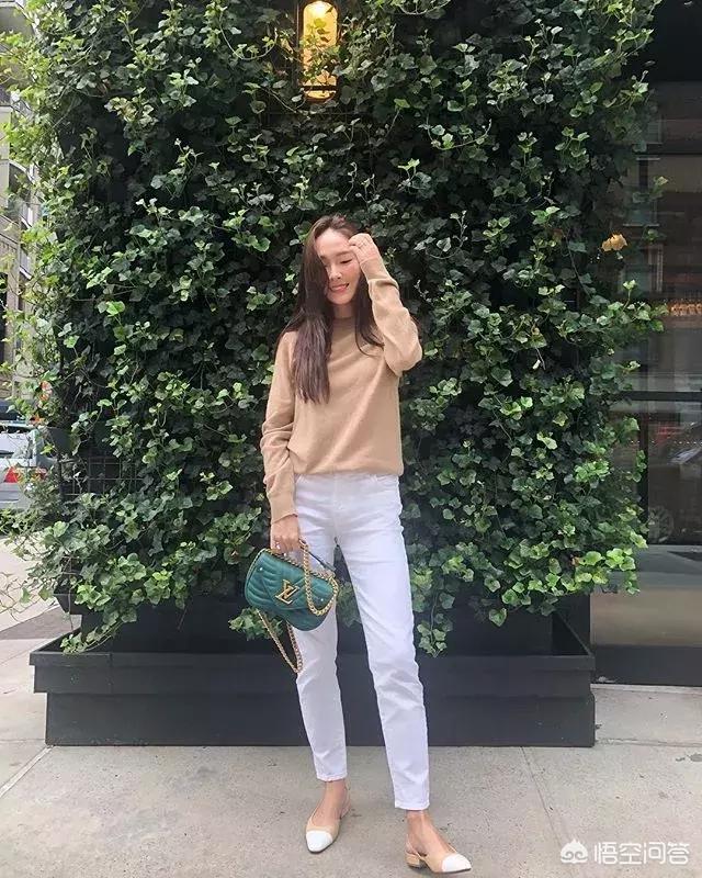 韩国小姐姐的女人味都很足，都是如何搭配的？