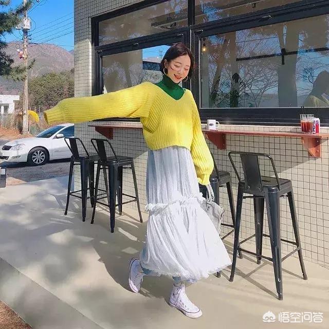 韩国小姐姐的女人味都很足，都是如何搭配的？