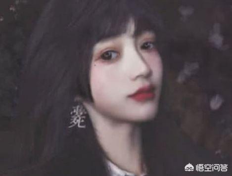 “斗鱼一姐”乔碧萝盗图被石锤，原博主发声将起诉“奶奶”盗图，如何评价？