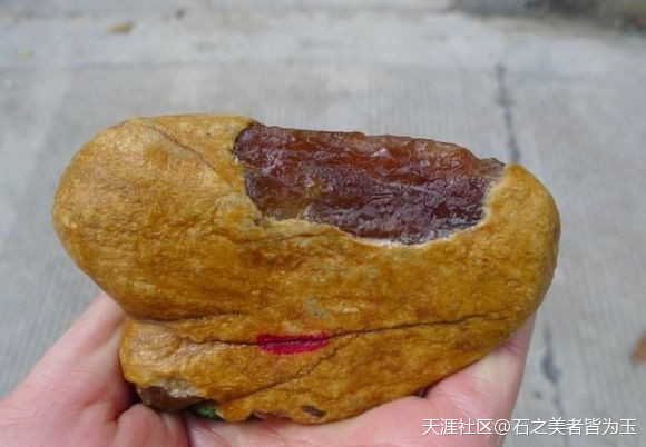 翡翠天然红、天然烧红、人工烧红的区别(转载)