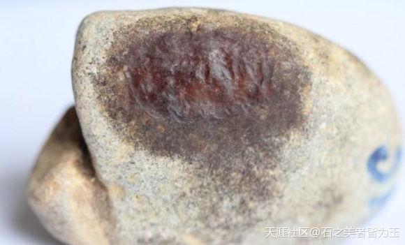 翡翠天然红、天然烧红、人工烧红的区别(转载)