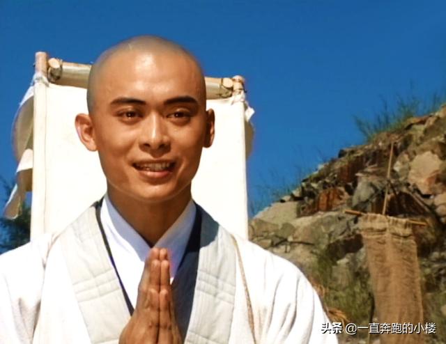 黄药师的真名叫什么？为什么他没有真实姓名，他的过去又有什么故事？