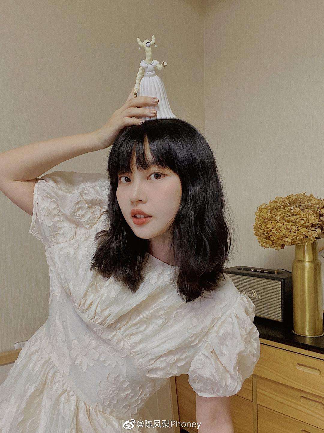 微博发浪照的博主(博主评论自己的微博) 微博发浪照的博主(博主评论自己的微博)