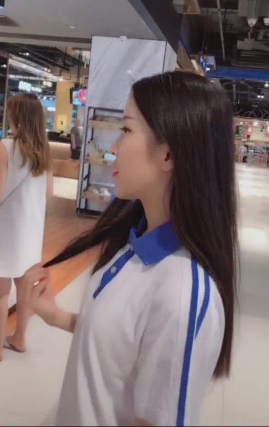 抖音上发无罩跳舞ID(抖音一个戴口罩跳舞的女生)
