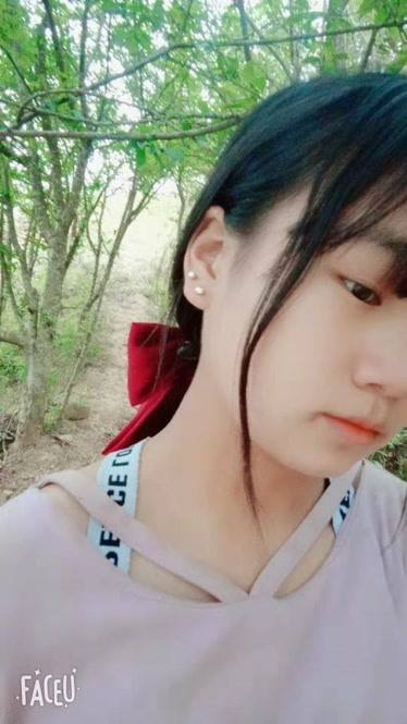 包含第一次做视频在线观看的词条