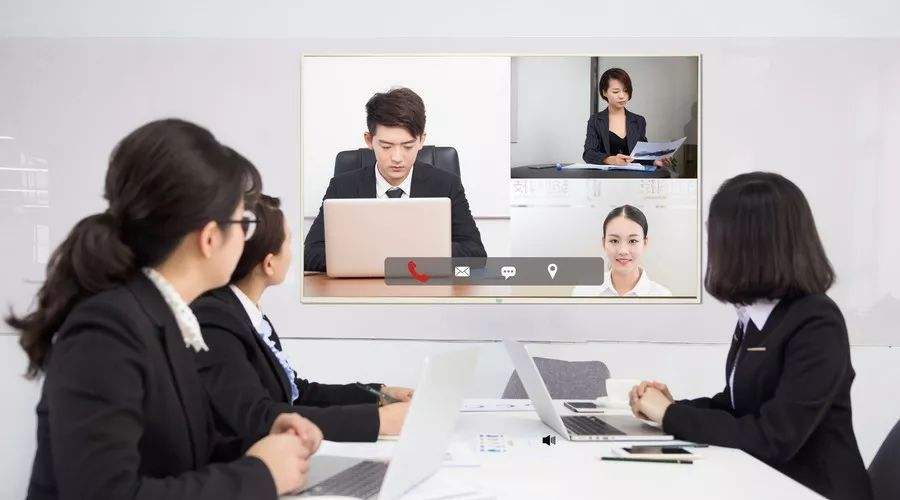 开会视频简短(开视频会议图片)