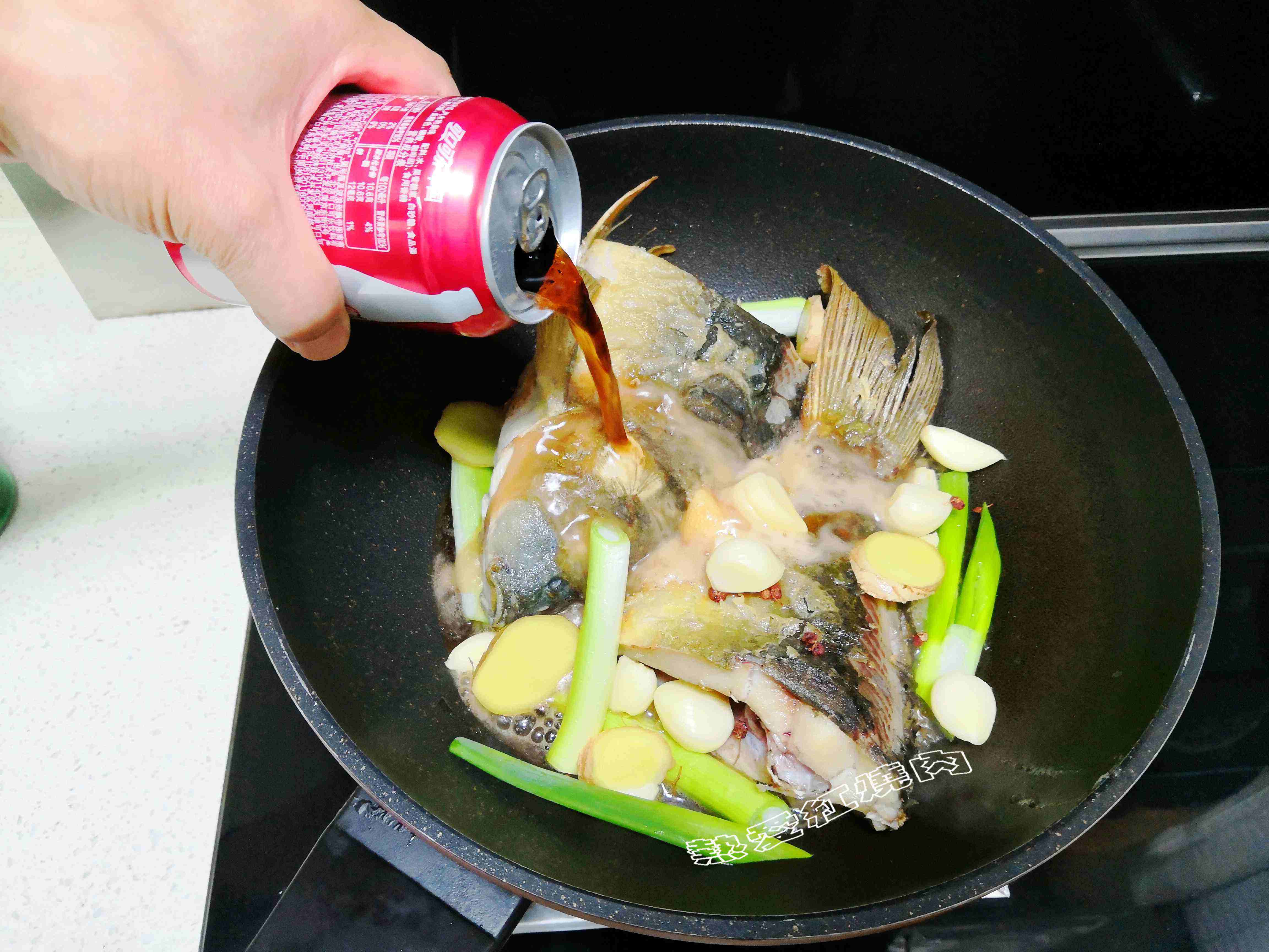 清炖鱼怎么做视频(清炖鱼怎么做视频播放)