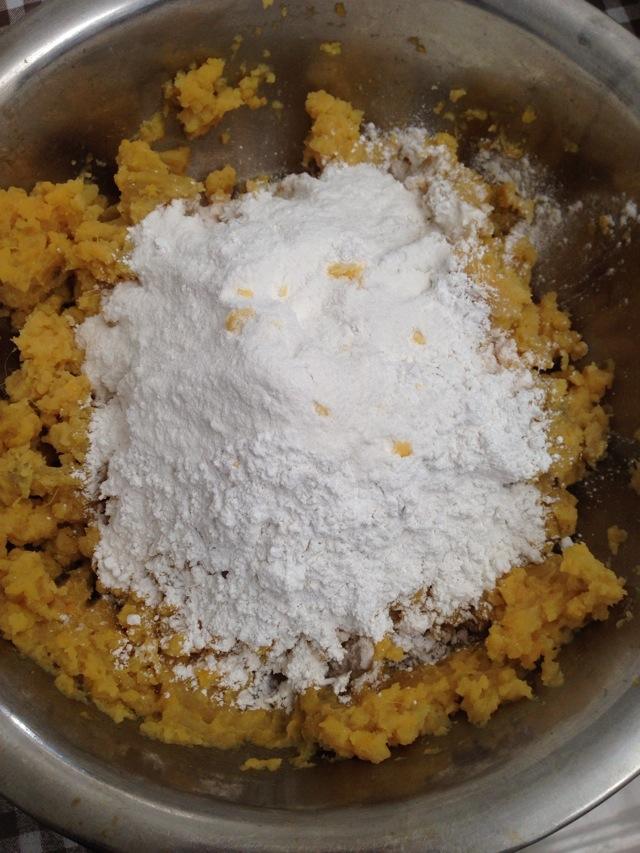 红薯丸子的做法视频(红薯丸子家常简单做法)