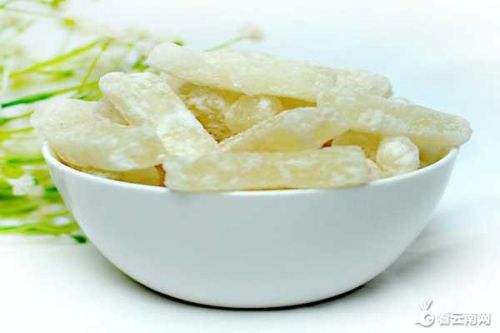 冬瓜蜜饯的做法视频(冬瓜蜜饯最简单做法窍门)