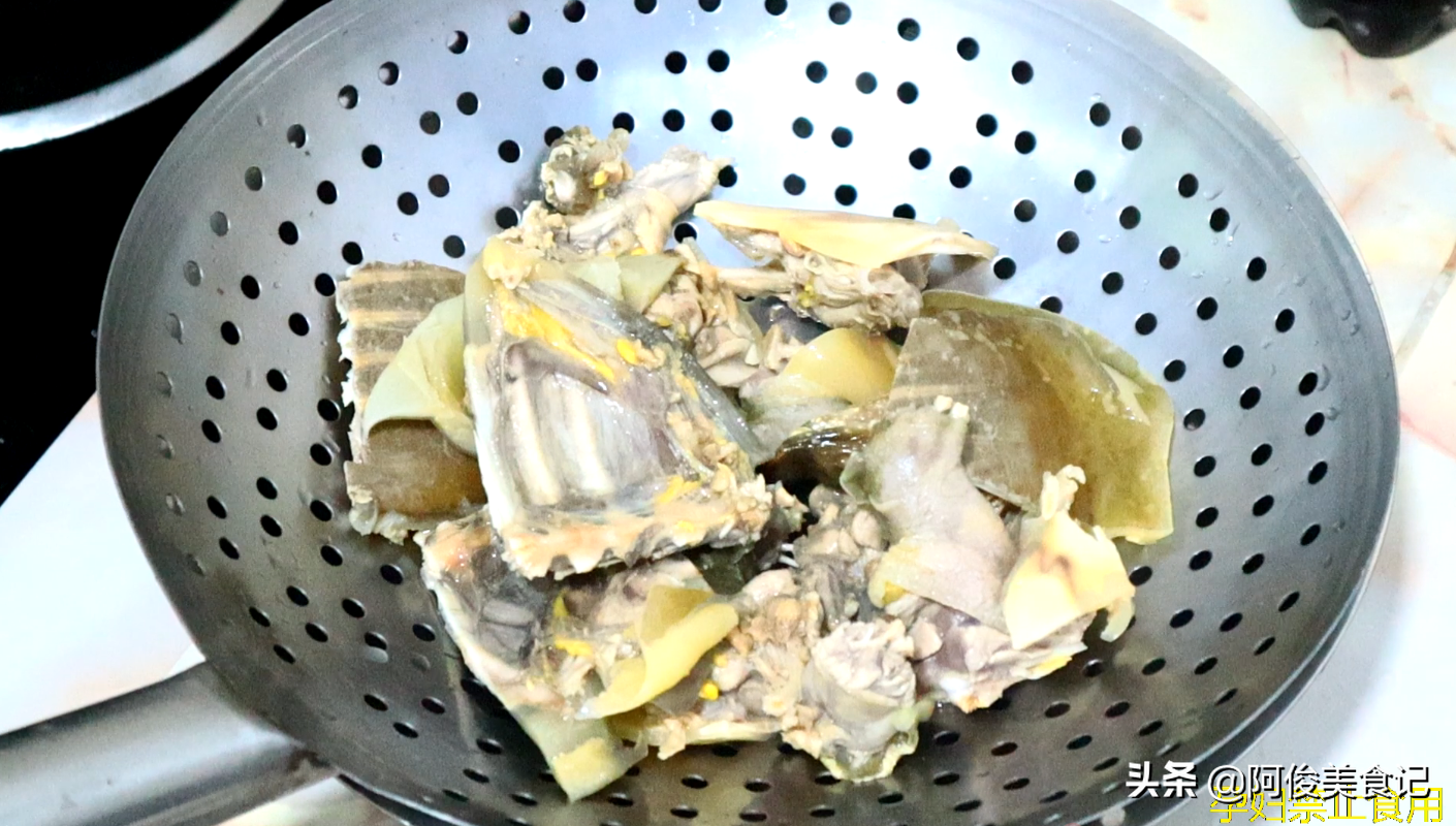 鳖的做法视频教程(鳖咋做好吃视频教程)