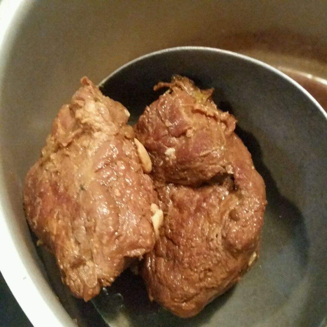 酱牛肉的做法最正宗的做法视频(酱牛肉的做法最正宗的做法视频,菠菜肉丝面的做法)