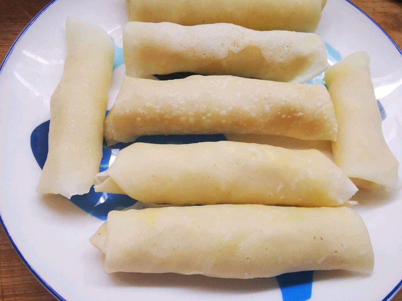 如何制作春卷皮视频(春卷皮的制作视频教程)