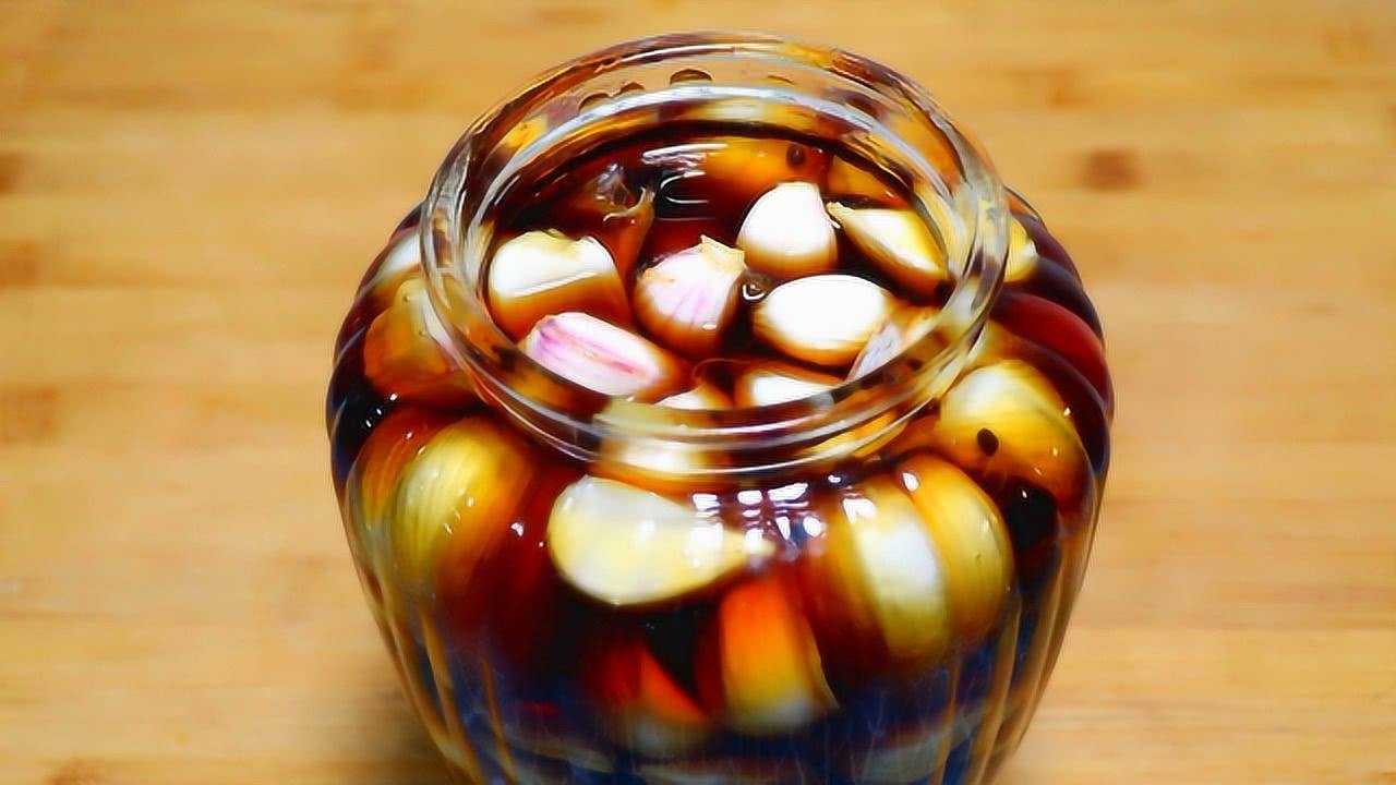糖蒜的腌制方法家常视频(正宗腌糖蒜的做法大全视频)