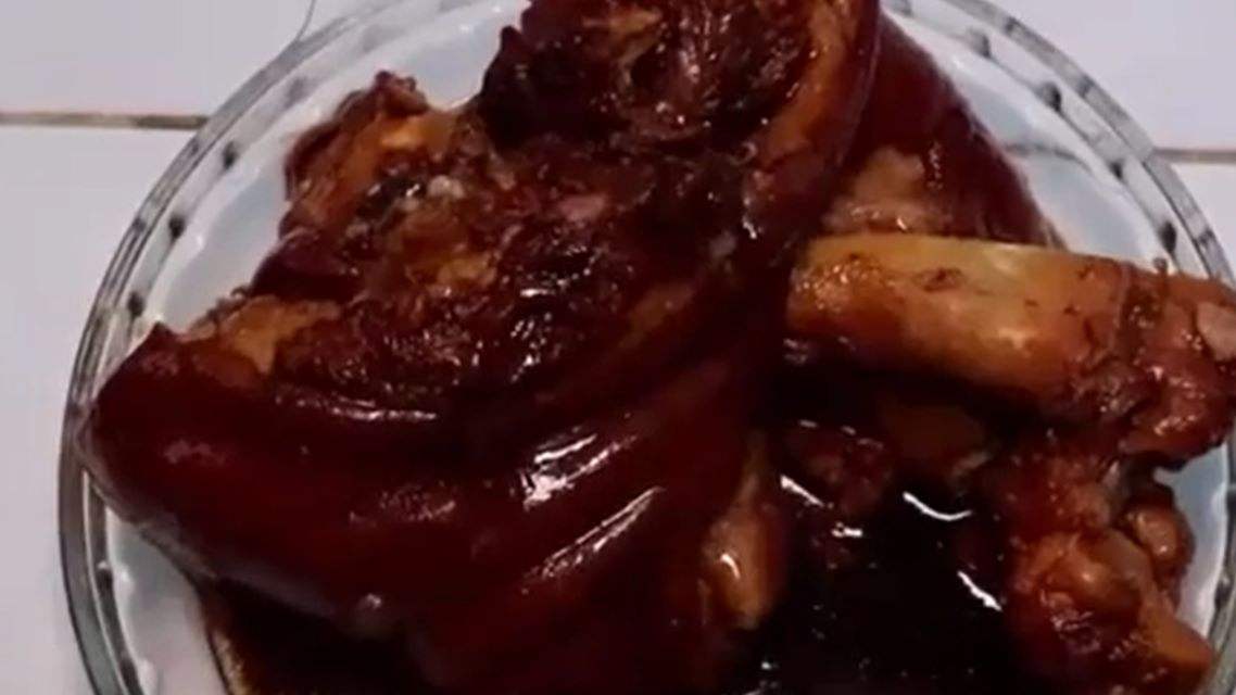 酱肘子的正宗做法视频(酱肘子的正宗做法视频窍门)