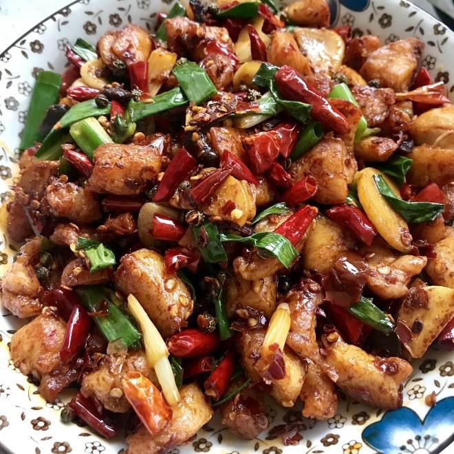家常辣子鸡的制作方法视频(家常辣子鸡的制作方法视频大全)