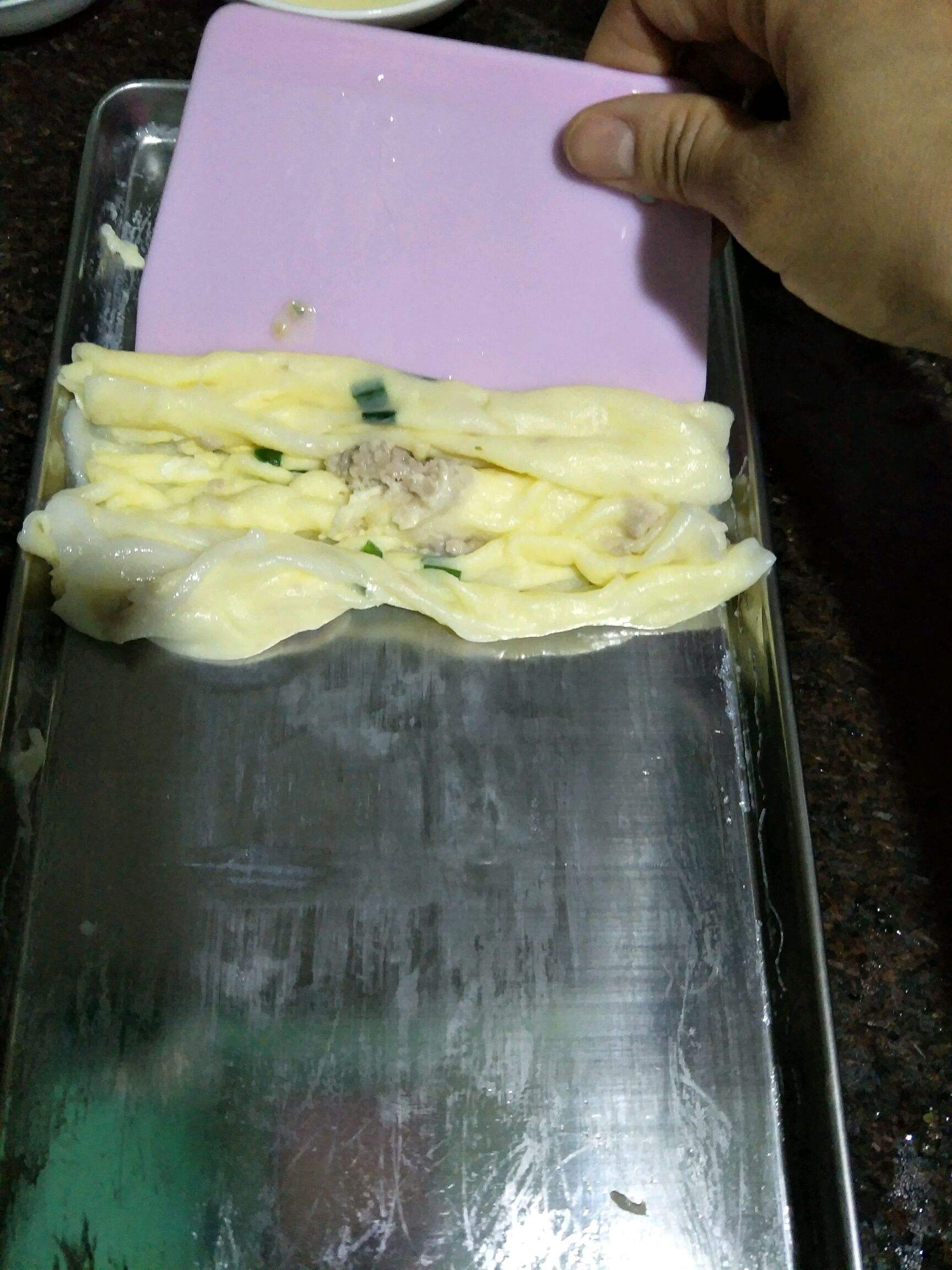 广东肠粉的做法视频教程窍门(广州肠粉的做法及材料视频窍门)