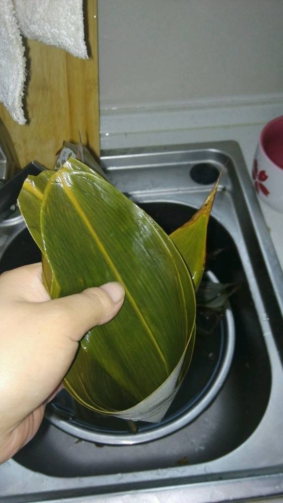 草莓粽子的做法视频(草莓粽子的做法视频大全)
