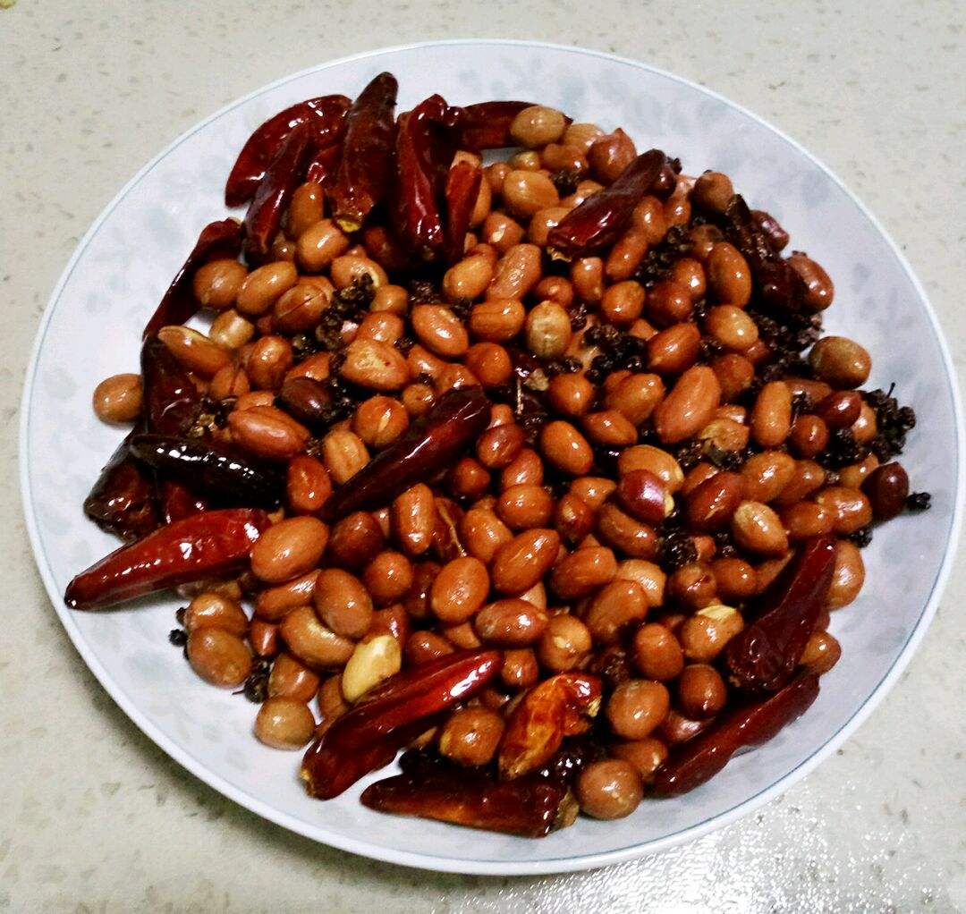 葱香花生米的做法视频(香菜炒花生米的做法视频)