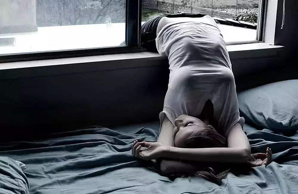 男人和女人的黄短视频(男人不能对女人太好的抖音短视频)