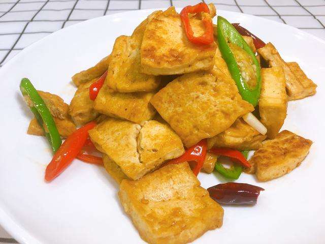 豆腐的做法最正宗的做法视频(家常豆腐的做法正宗的做法视频)