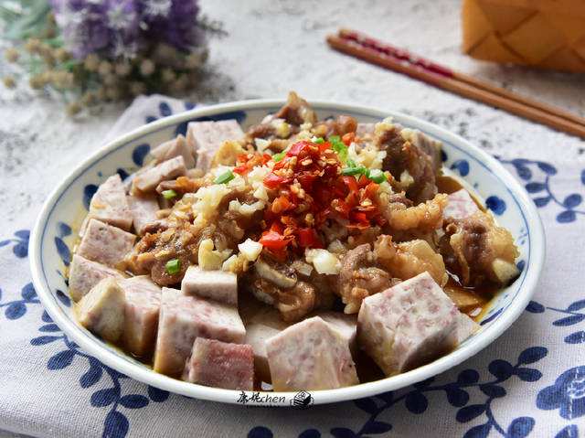 香芋蒸排骨的做法视频(香芋蒸排骨的做法视频大全)