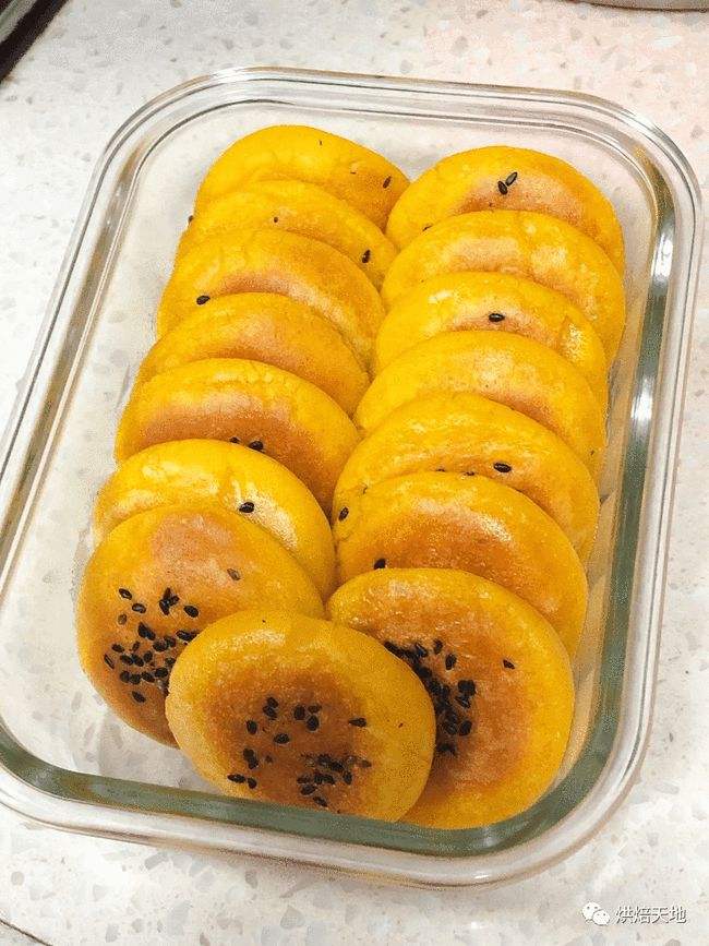南瓜饼做法的视频(请问南瓜饼怎么做法视频)