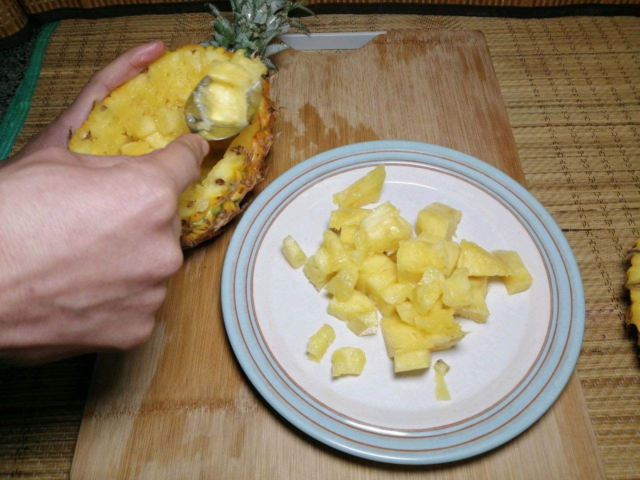 菠萝饭的做法最正宗的做法视频怎的简单介绍