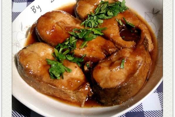 红烧长鱼的做法视频(红烧整条鱼的做法视频) 红烧长鱼的做法视频(红烧整条鱼的做法视频)