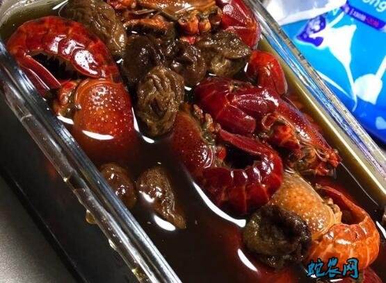 冰镇龙虾的做法视频(冰镇龙虾的做法视频教程)