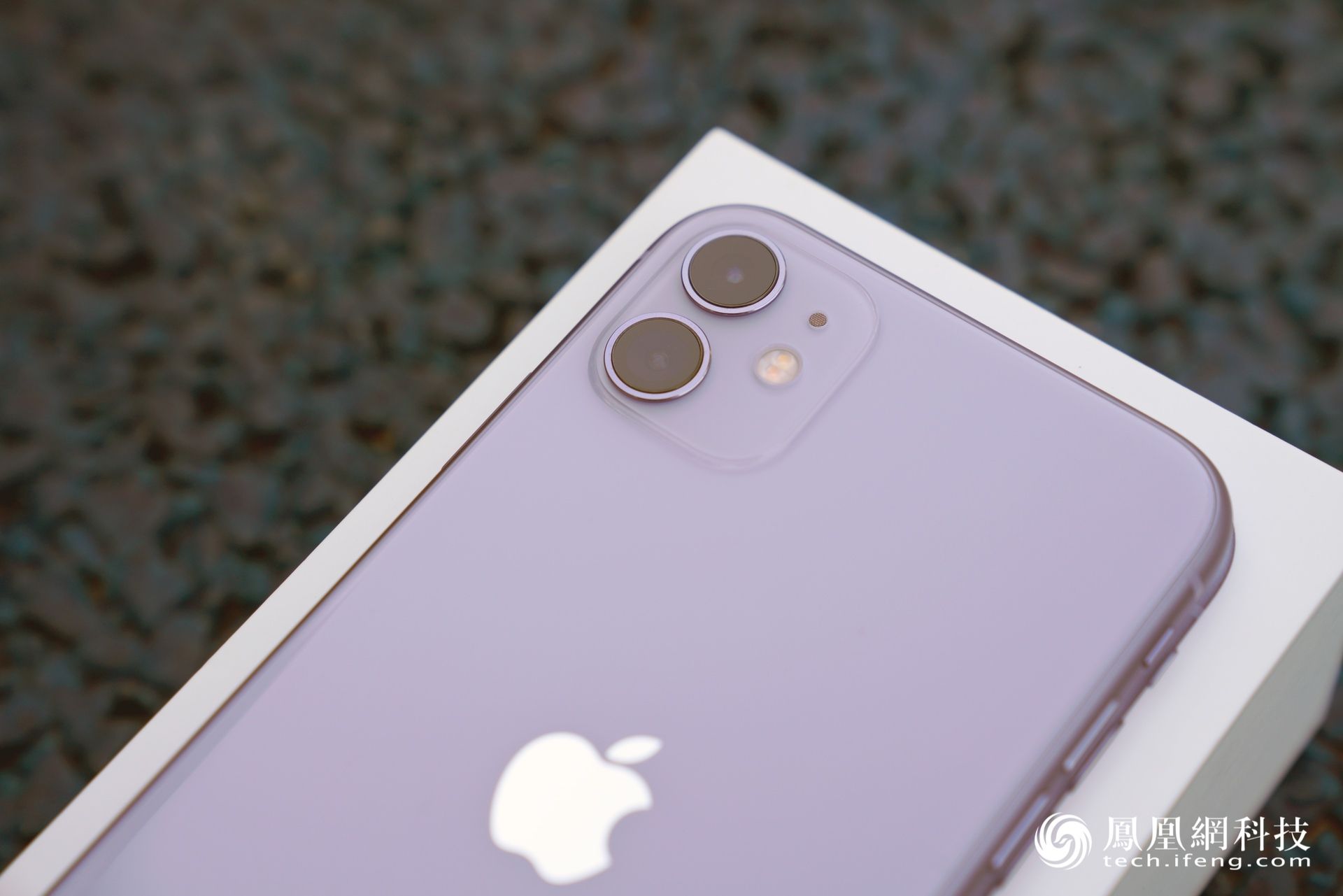 iphone11广告视频(iphone12广告视频内容)