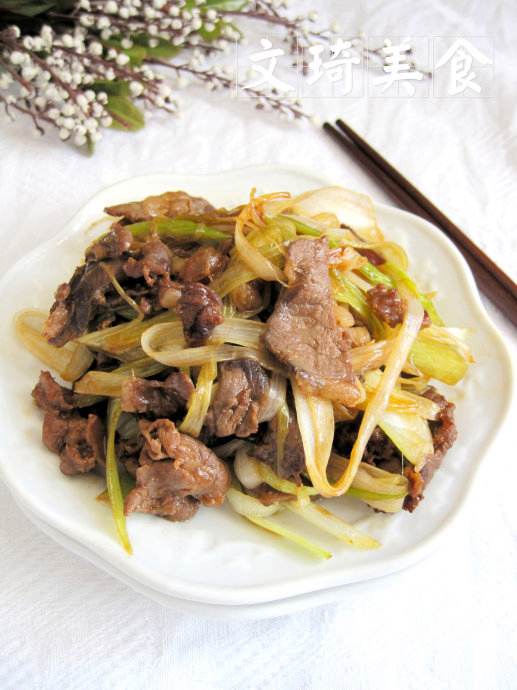 葱爆羊肉的做法视频(葱爆羊肉的做法视频教程)