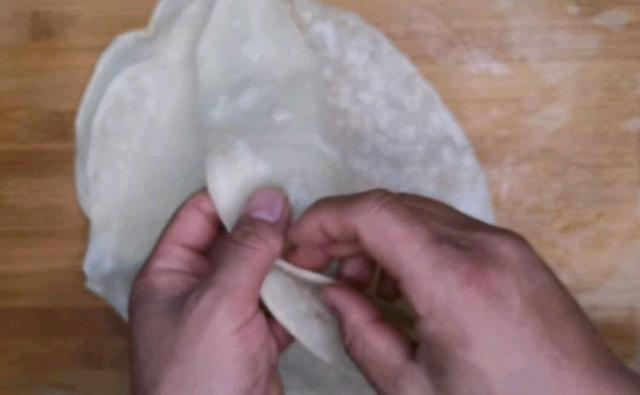 春饼的制作方法视频(春饼的制作方法视频教程)